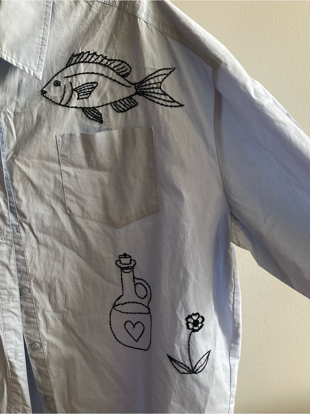 Embroidered oversized button down - Picture 3 of 6